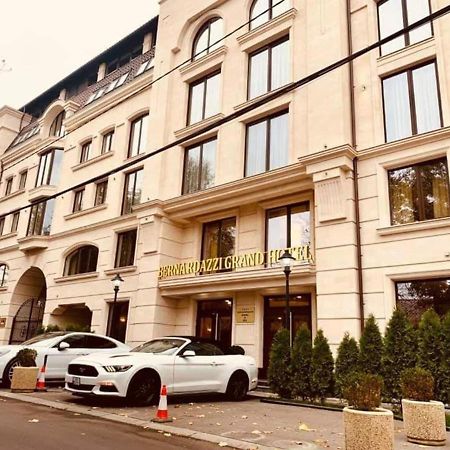 Bernardazzi Grand Hotel Chisinau Ngoại thất bức ảnh