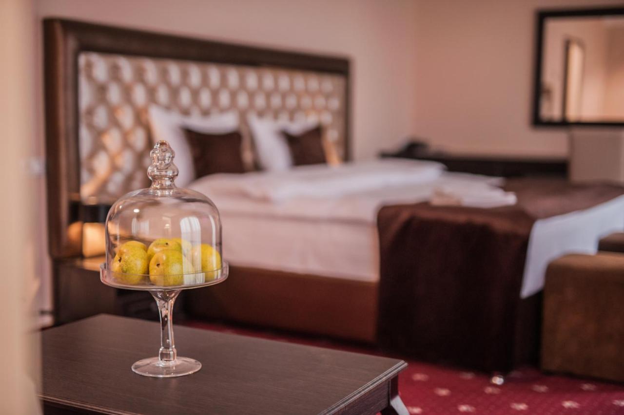 Bernardazzi Grand Hotel Chisinau Ngoại thất bức ảnh