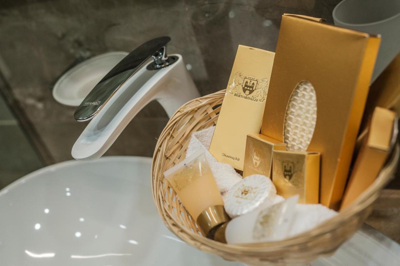 Bernardazzi Grand Hotel Chisinau Ngoại thất bức ảnh
