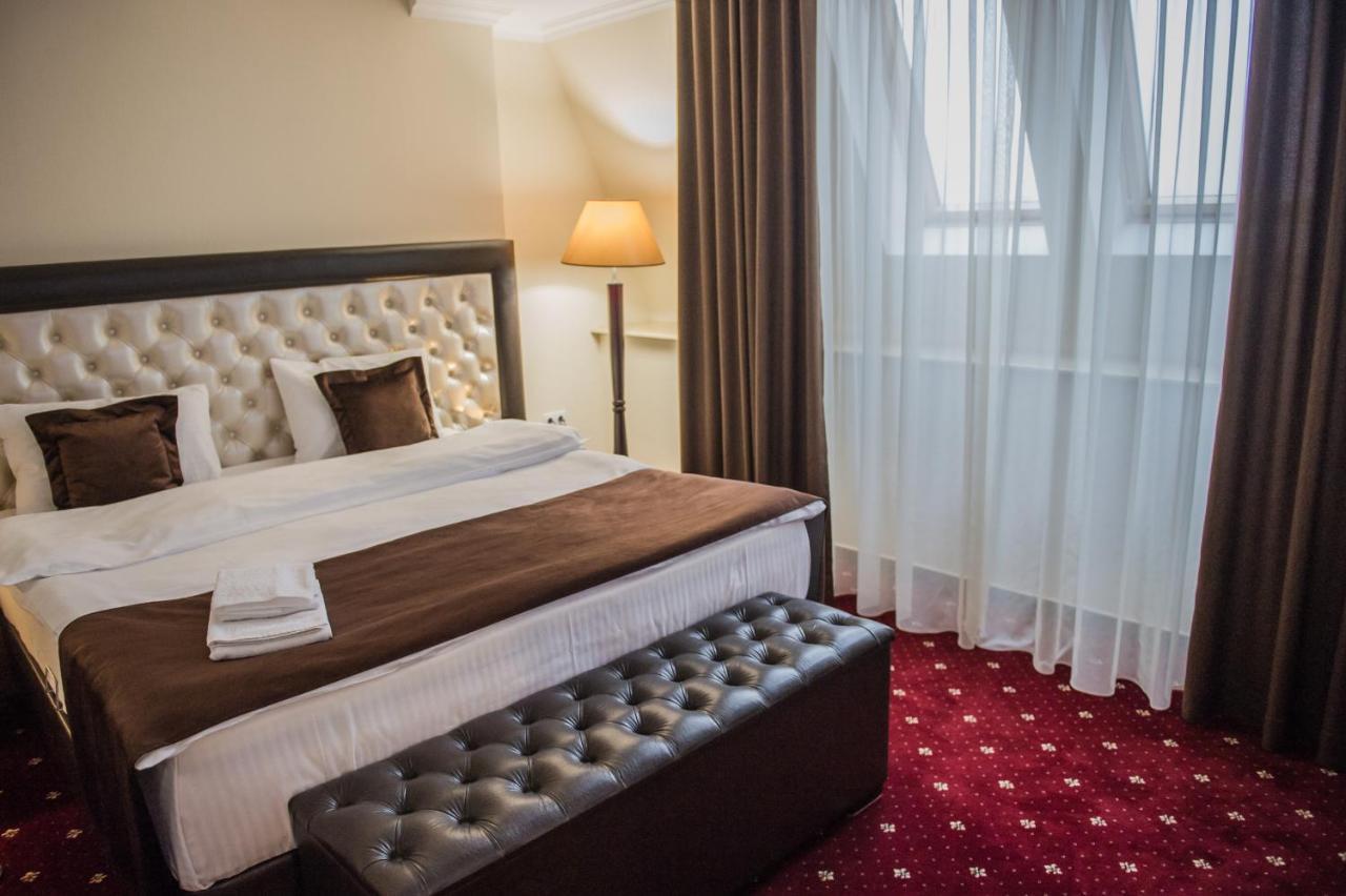 Bernardazzi Grand Hotel Chisinau Ngoại thất bức ảnh