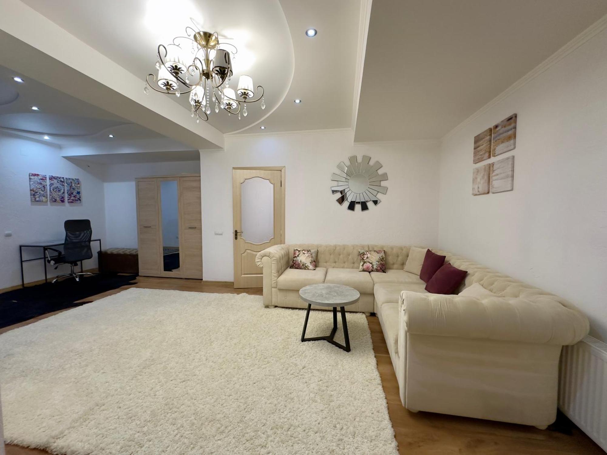 Bernardazzi Grand Hotel Chisinau Phòng bức ảnh