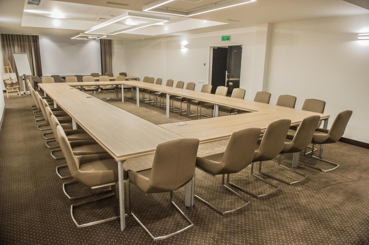Bernardazzi Grand Hotel Chisinau Ngoại thất bức ảnh