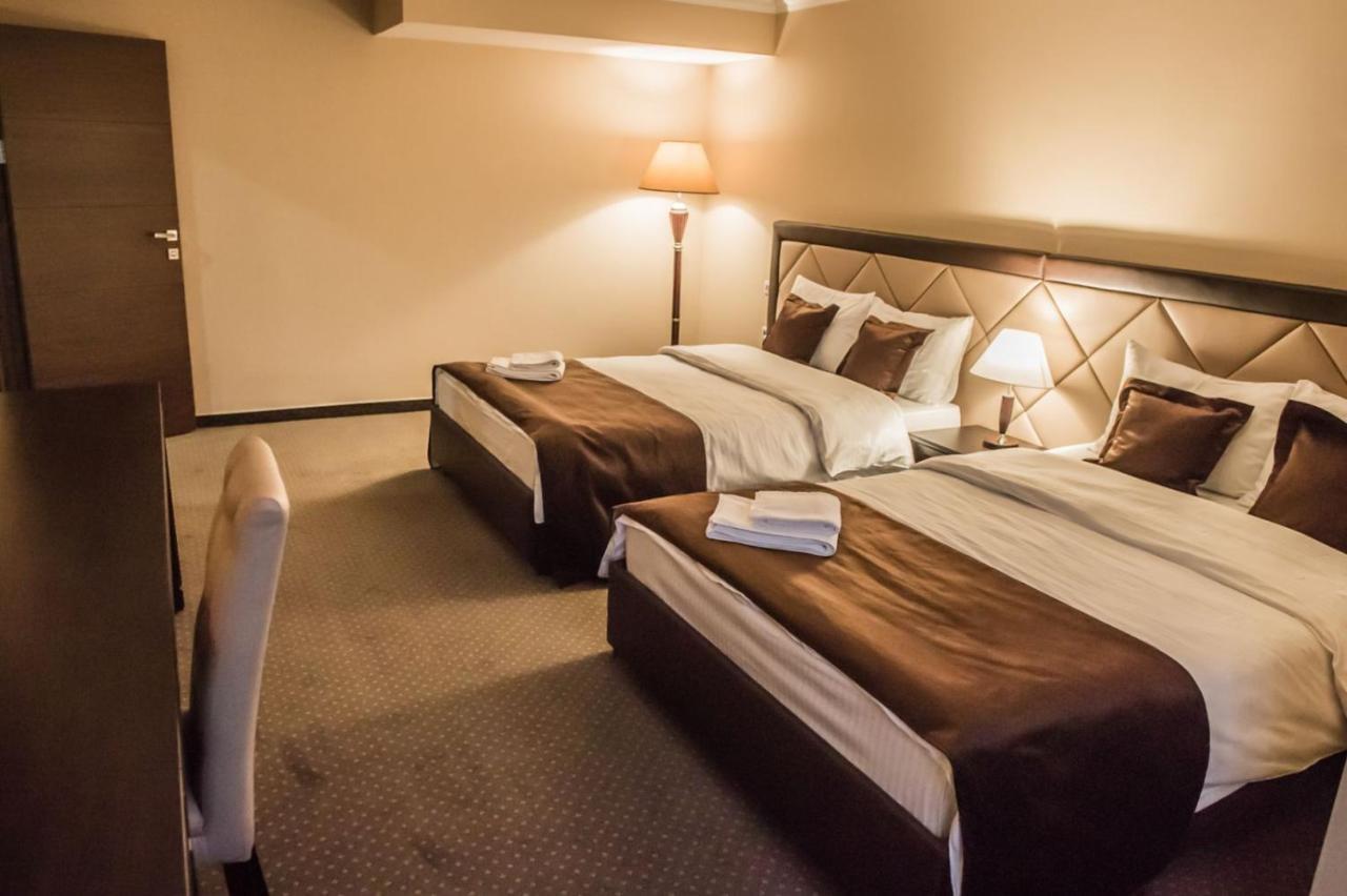 Bernardazzi Grand Hotel Chisinau Ngoại thất bức ảnh