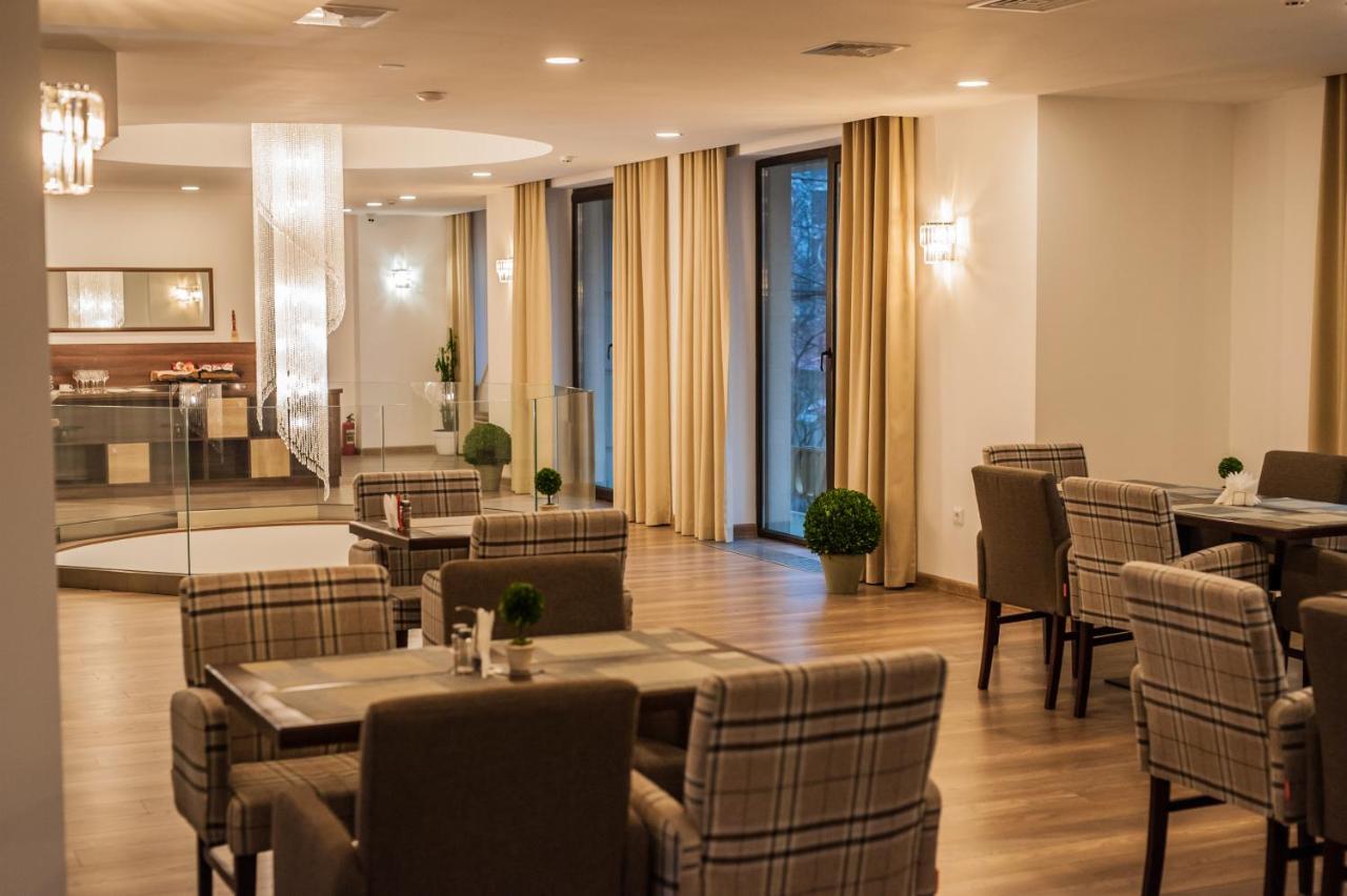 Bernardazzi Grand Hotel Chisinau Ngoại thất bức ảnh