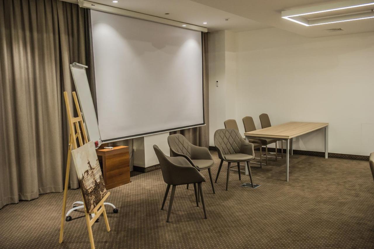 Bernardazzi Grand Hotel Chisinau Ngoại thất bức ảnh