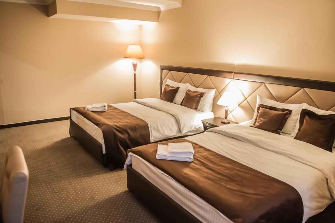 Bernardazzi Grand Hotel Chisinau Ngoại thất bức ảnh